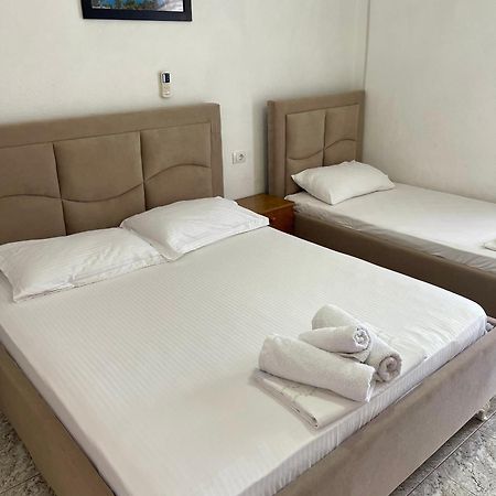 Green Apartments Ksamil Extérieur photo
