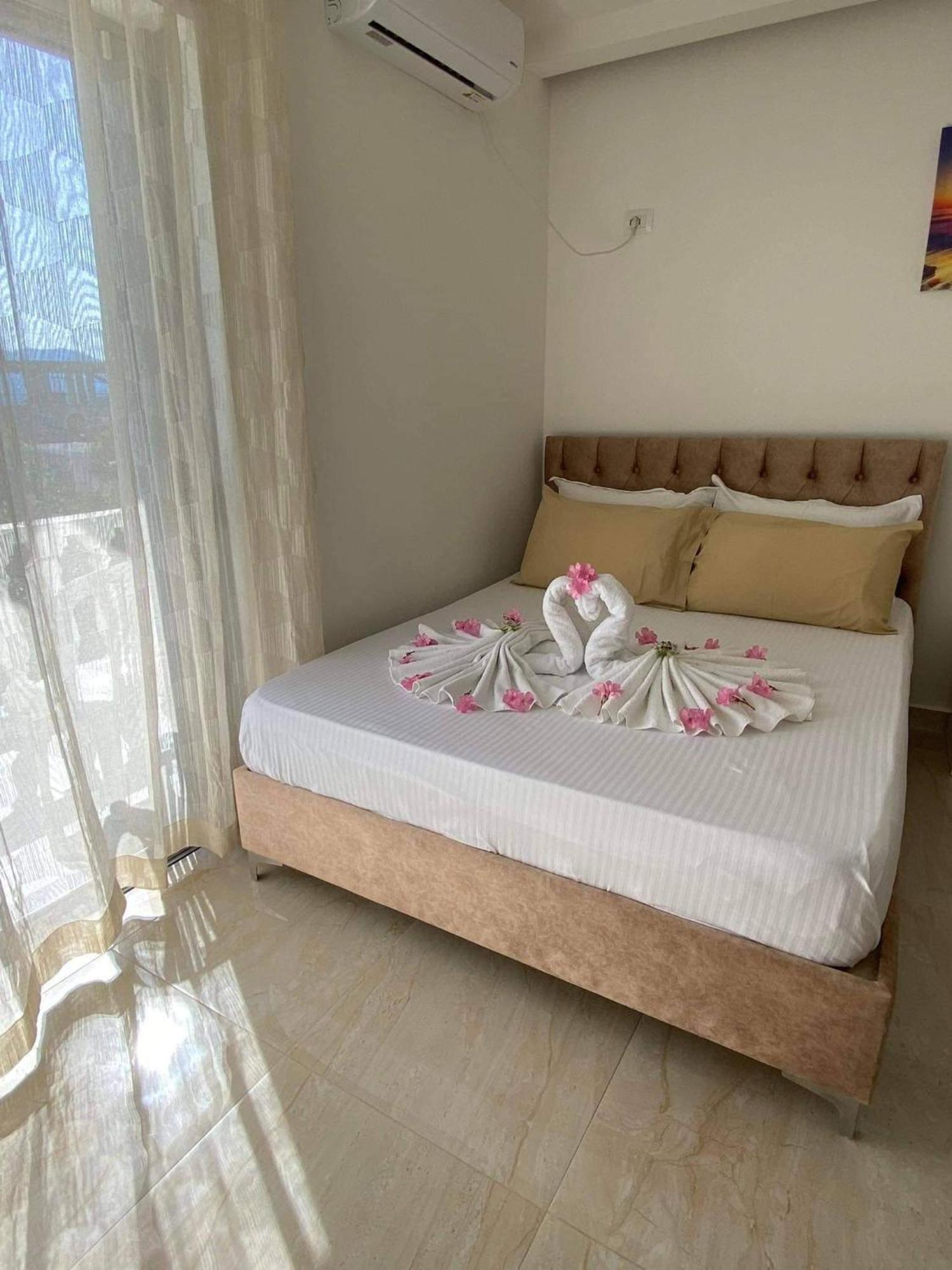 Green Apartments Ksamil Extérieur photo