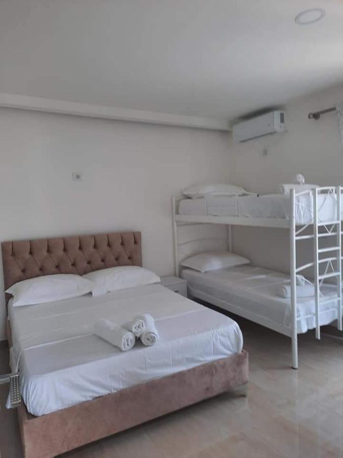 Green Apartments Ksamil Extérieur photo