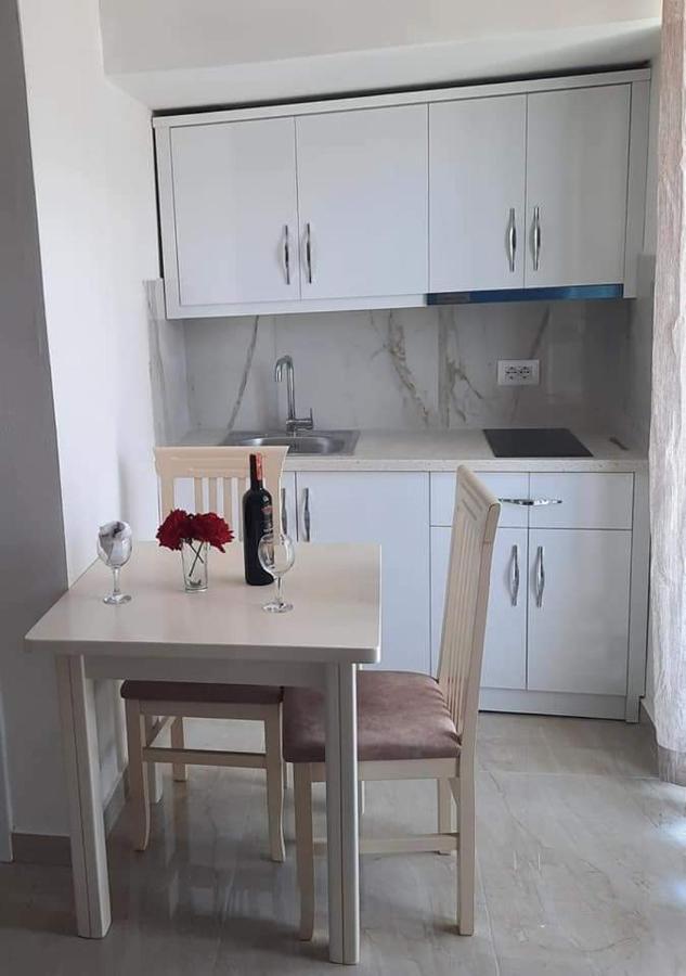 Green Apartments Ksamil Extérieur photo